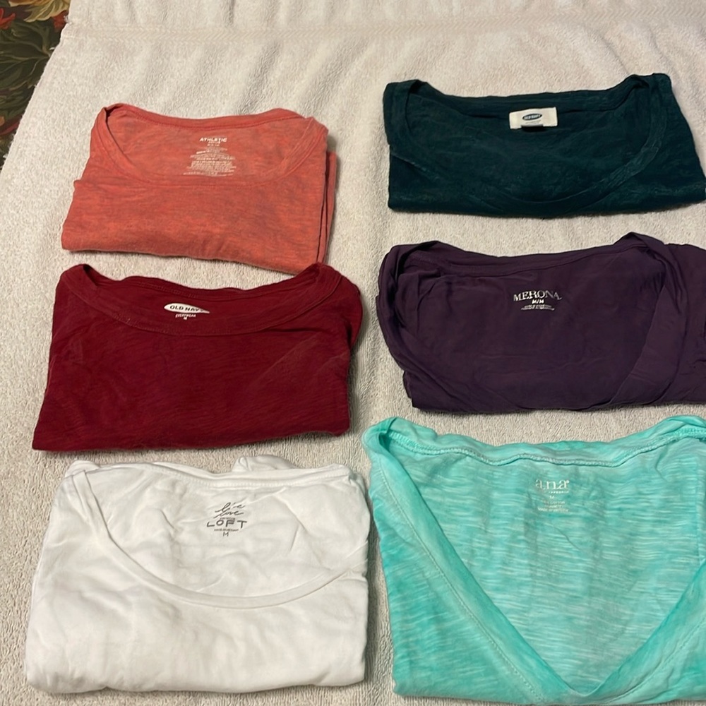 Lot of size M tshirts